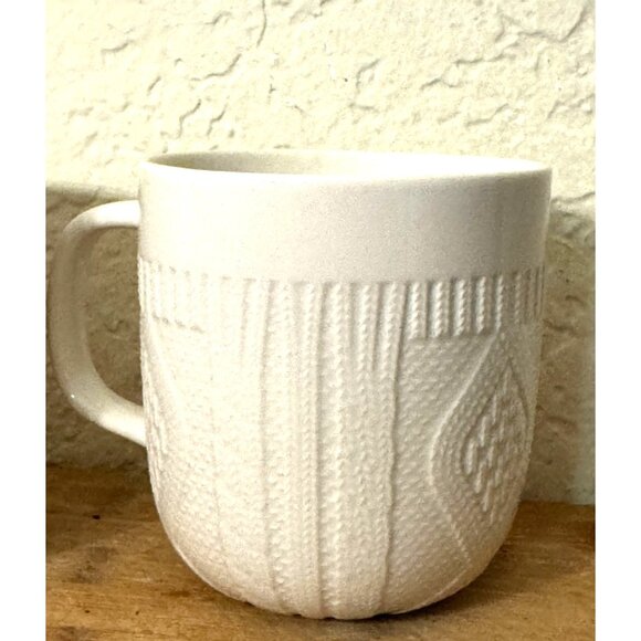 Modern Gourmet Foods Stoneware Mugs Set Of 2 With Knit Texture - Picture 4 of 7